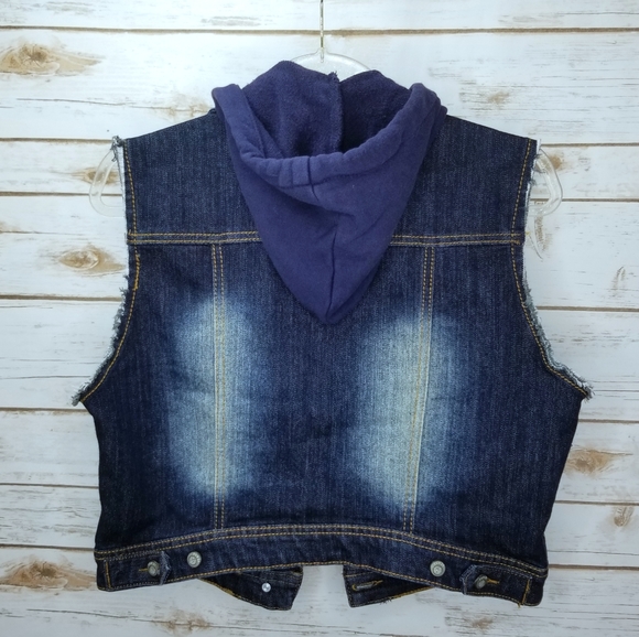 Rue21 Sleeveless Button Up Jean Vest with Hoodie Size Large - Picture 2 of 7